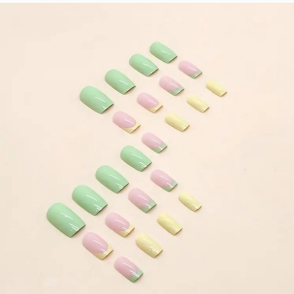 Womens Spring / Summer Press On Nails - Picture 3 of 3